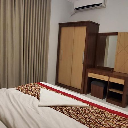 Rehana Al-Wurud Suites Khamis Mushait Exterior photo