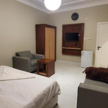 Rehana Al-Wurud Suites Khamis Mushait Exterior photo