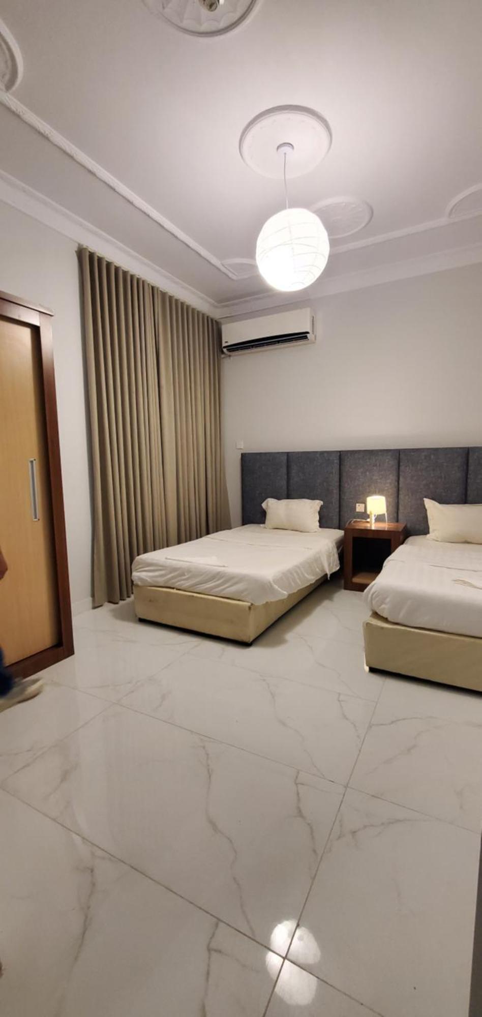 Rehana Al-Wurud Suites Khamis Mushait Exterior photo