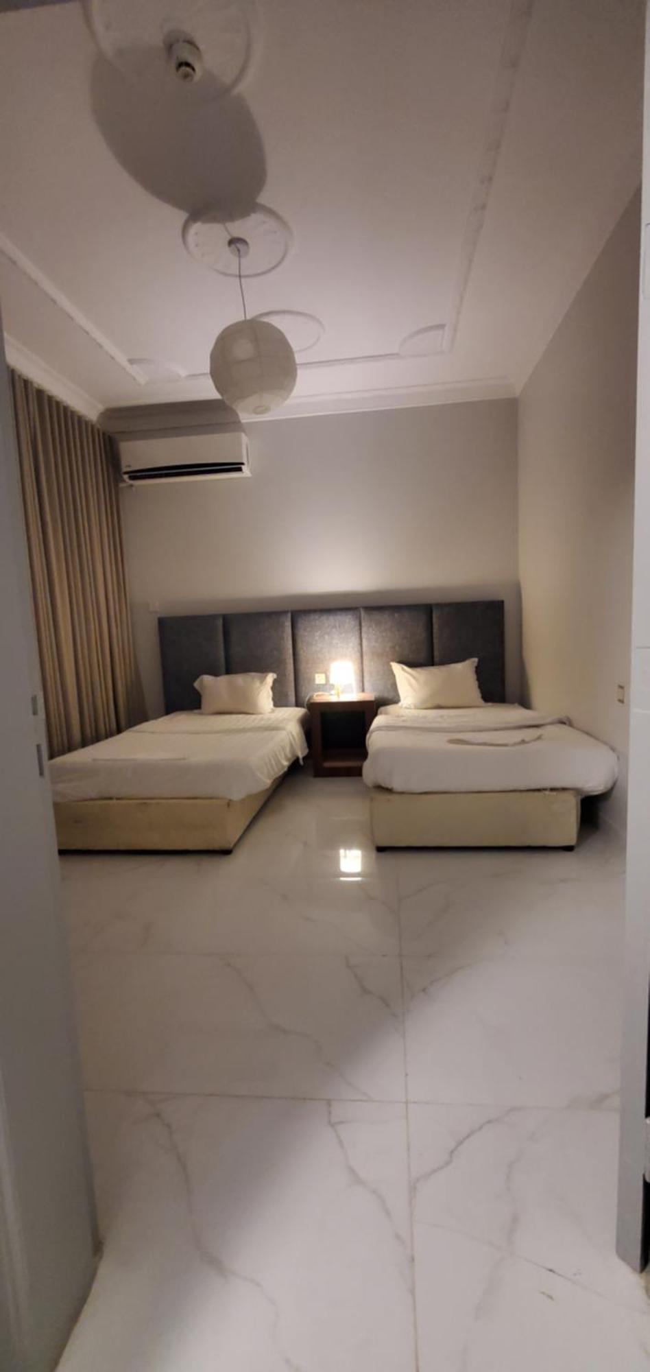 Rehana Al-Wurud Suites Khamis Mushait Exterior photo