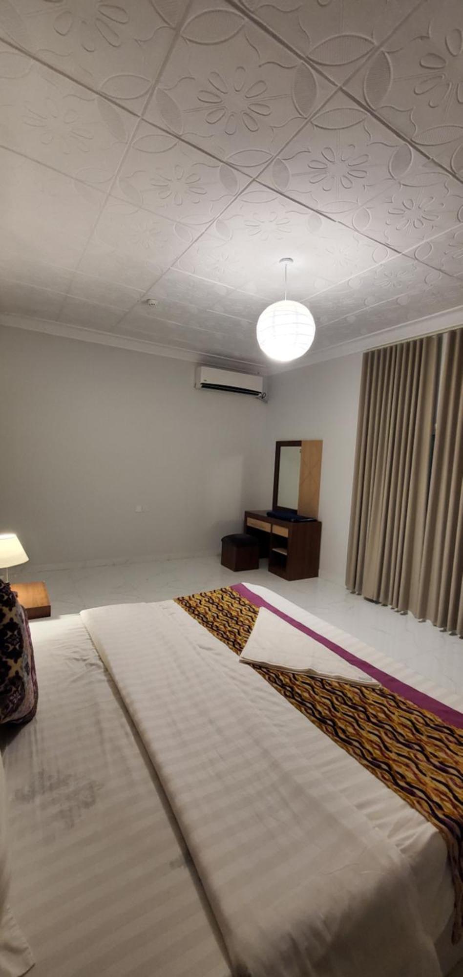 Rehana Al-Wurud Suites Khamis Mushait Exterior photo